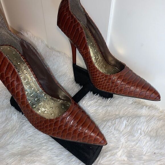 NWOT Bertinni Embossed Heels  - Picture 6 of 10